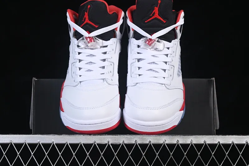 All categories Air Jordan Jordan series basketball shoes Air Jordan 5 TG version Air Jordan 5 Retro "Fire Red Black Tongue" AJ5 Joe 5 Rukawa Maple Flame Red first layer basketball shoes HQ7978-101